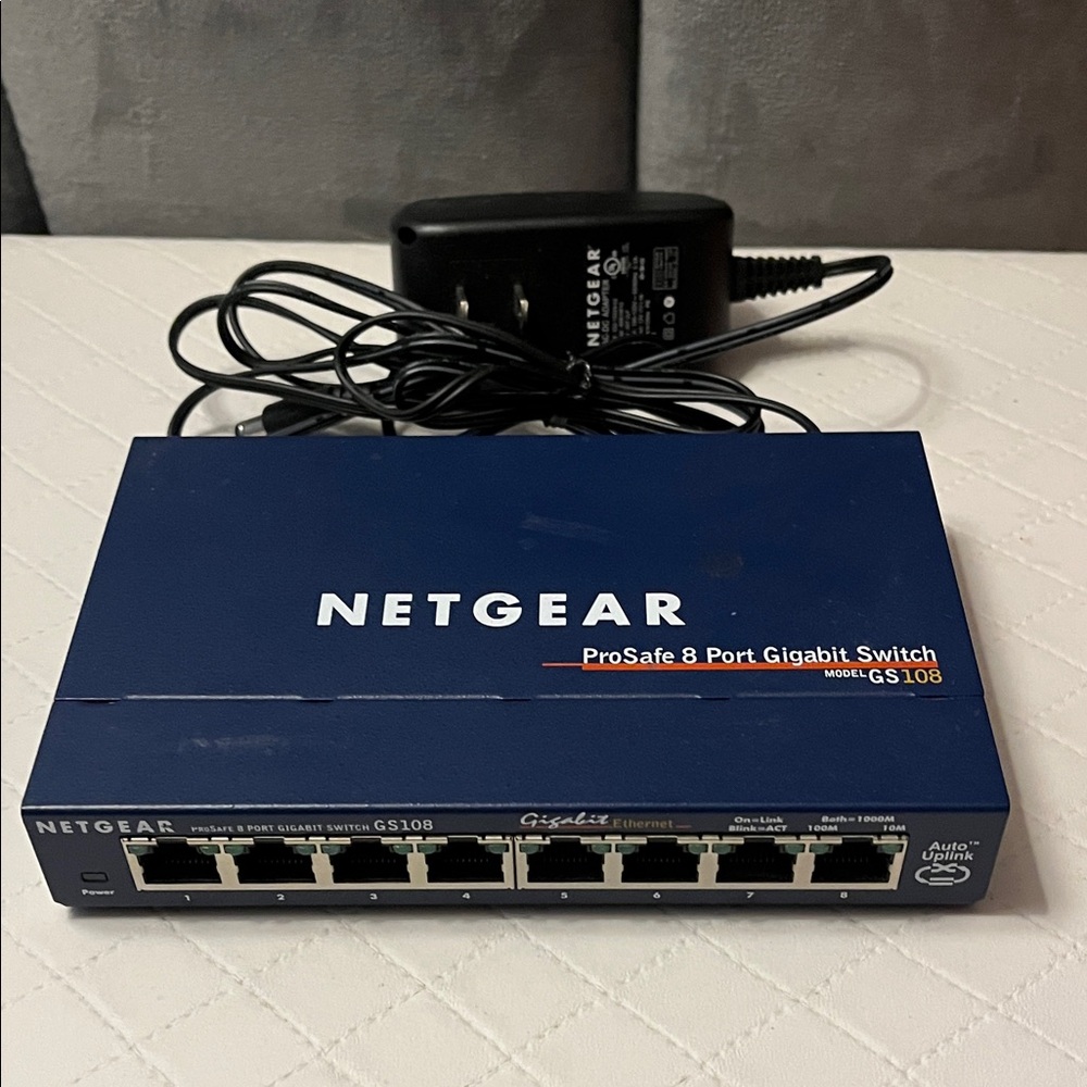 NETGEAR GS108 8-Port Gigabit Switch - Dark Blue